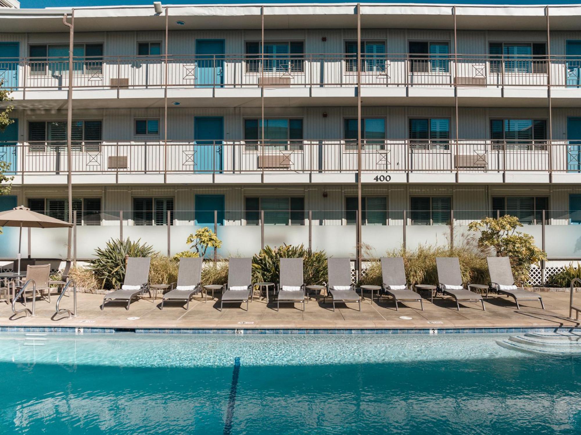 Marin Suites Hotel Корте Мадера Екстериор снимка