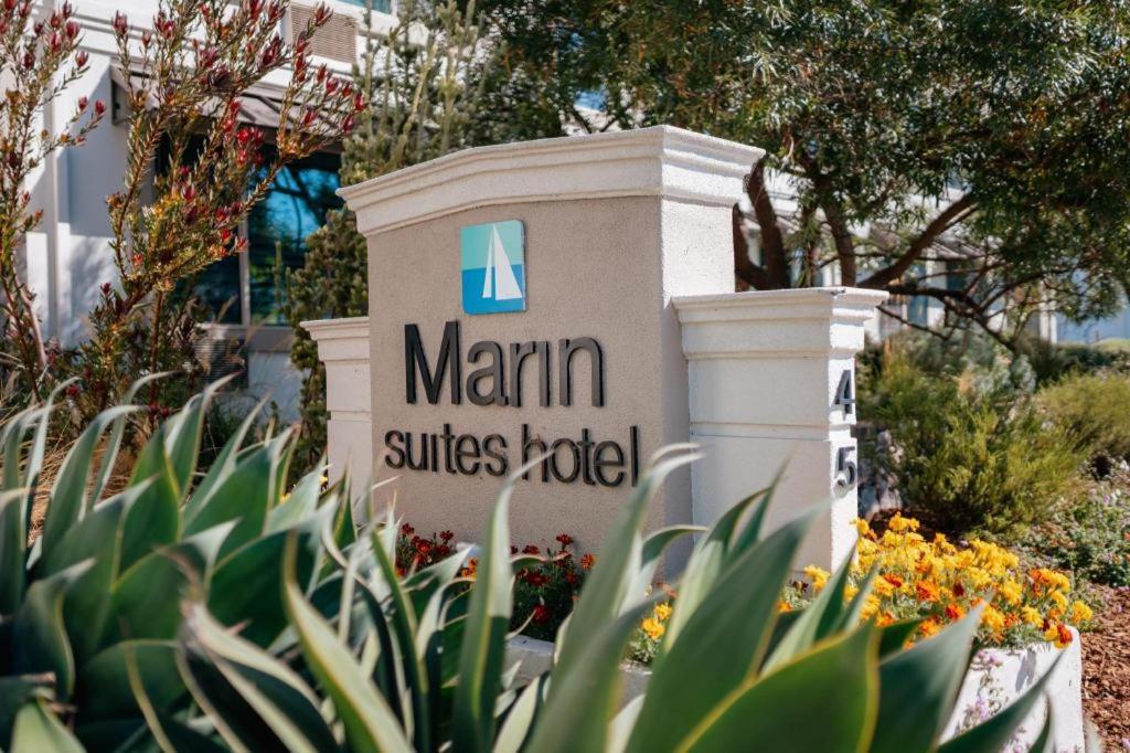 Marin Suites Hotel Корте Мадера Екстериор снимка